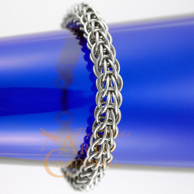 Dylon Whyte`s Art of Chainmail Tutorial - Historical Chain Pattern: Full Persian